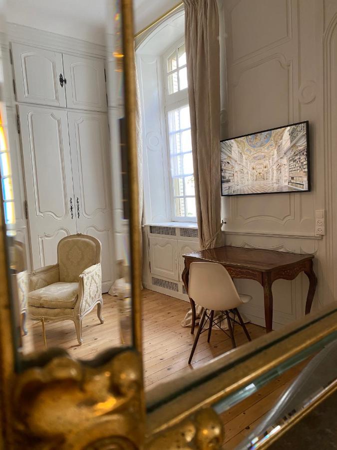 L'Appartement By Merveilles De Marie Lons-le-Saunier Exterior foto